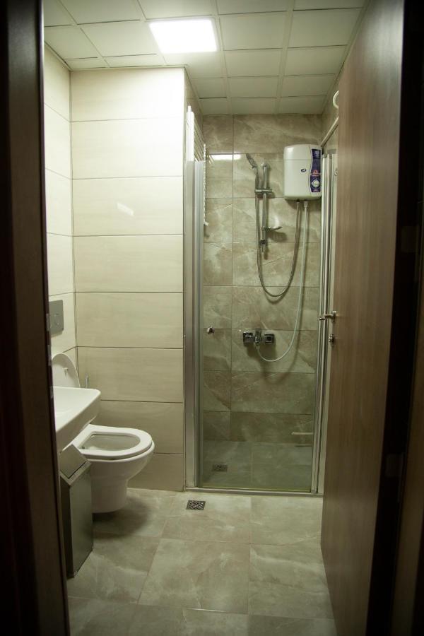 The Era Otel Golhisar Bagian luar foto