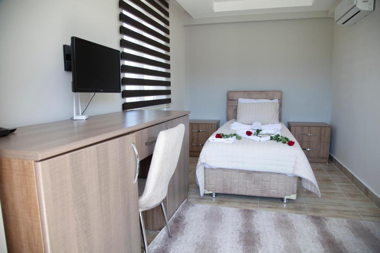 The Era Otel Golhisar Bagian luar foto